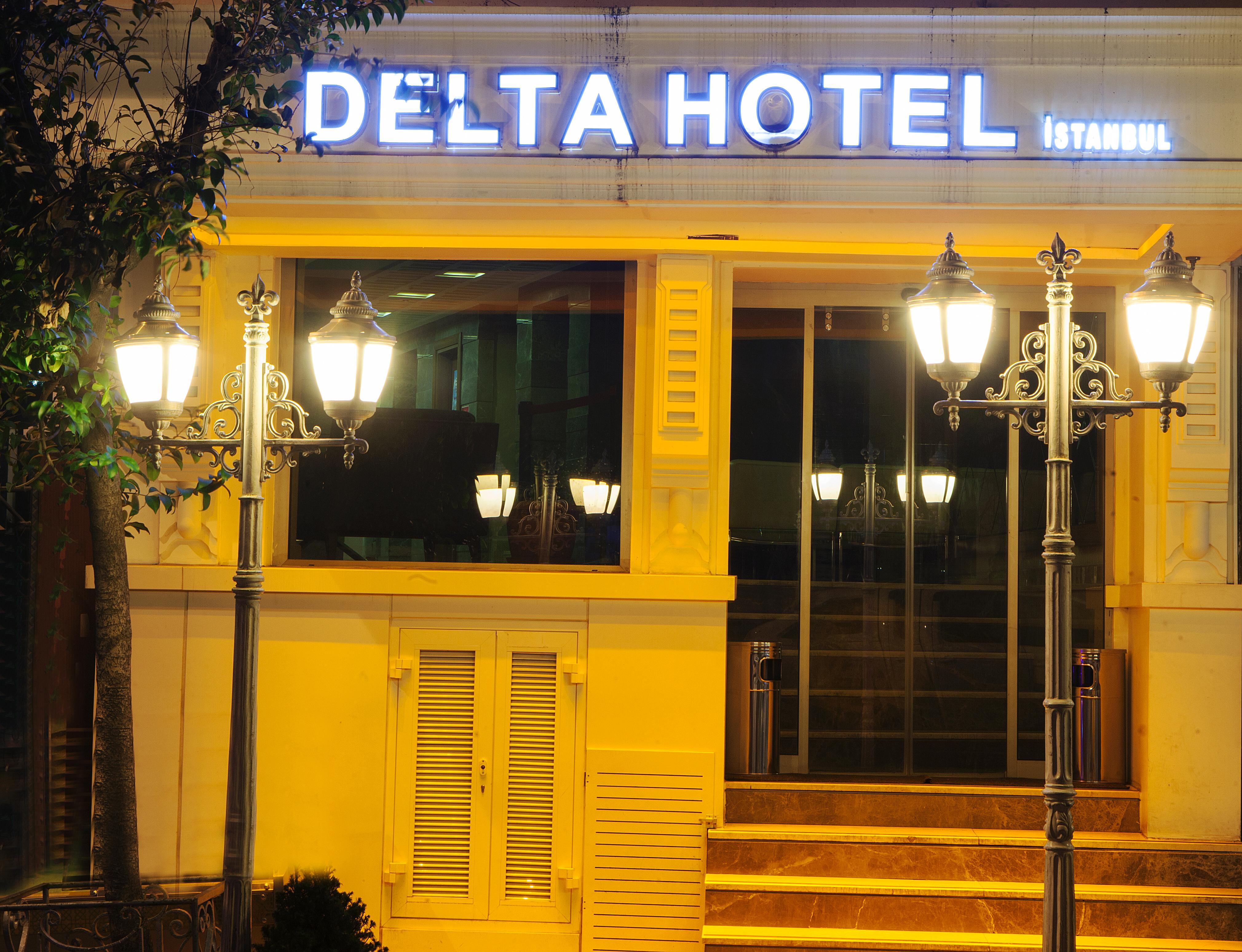 Delta & Old Стамбул